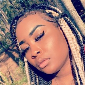 Meet your Posher, Ailayah